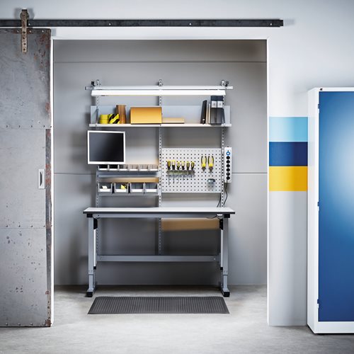 Lišta na zavesenie plastových boxov k dielenskému stolu MOTION, dĺžka 670 mm